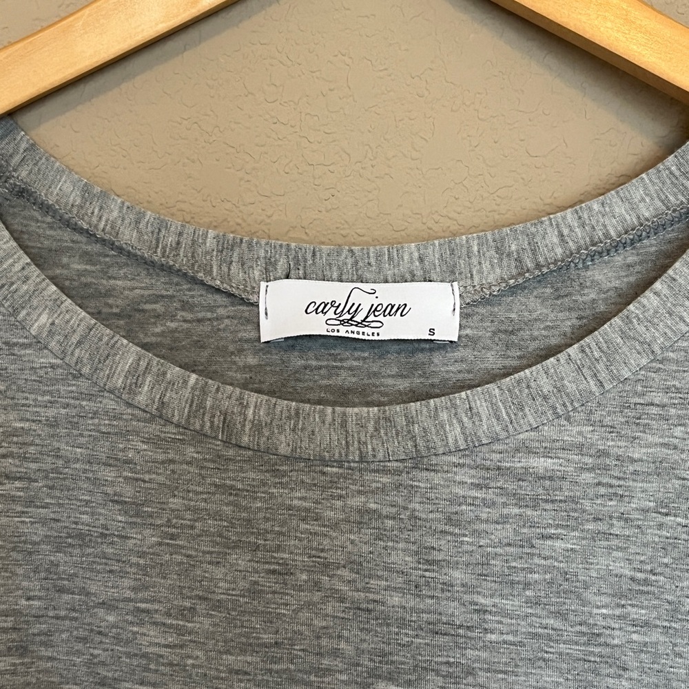 (Set of 4) Carly Jean Los Angelos Favorite Scoop Neck Tee - Picture 14 of 16